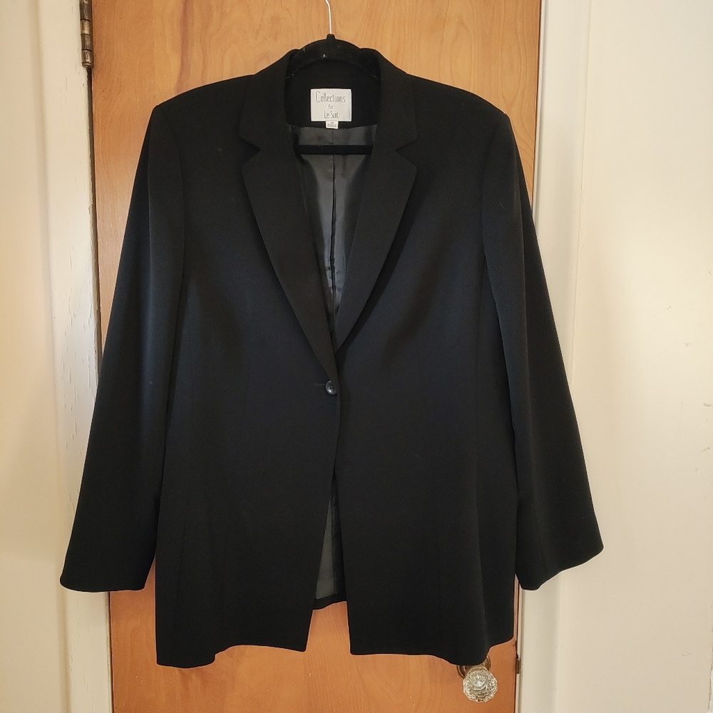 Le Suit Black Women's Single-Button Blazer
